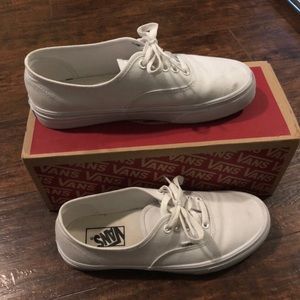 White vans !